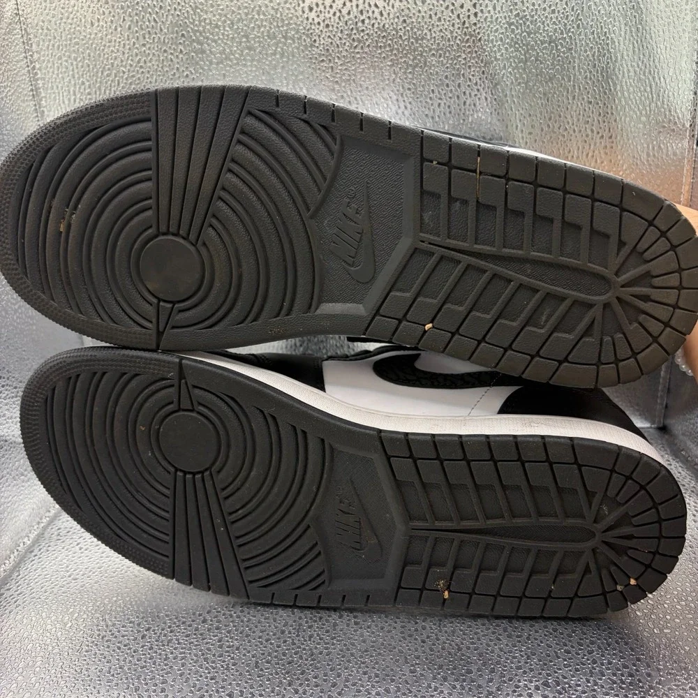 Size 11.5 Nike Air Jordan 1 Mid SE Off-Noir Black White Mens Shoes FB9911-001